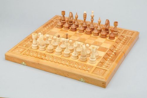 Ensemble de jeux de société en bois (échecs, jeu de dames, backgammon) - MADEheart.com