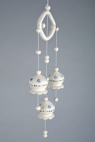 Campanillas cerámicas con colgante - MADEheart.com