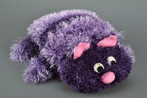Peluche décorative tricotée Chat mauve - MADEheart.com