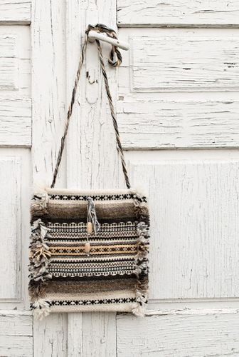 Hand-woven wool bag - MADEheart.com