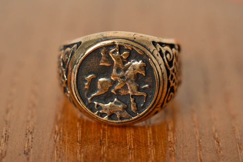Beautiful homemade designer round top ring cast of bronze Georges the Victorious - MADEheart.com