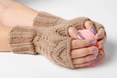 Handmade braune Damen Stulpen Winter Accessoires Handschuhe ohne Finger  - MADEheart.com