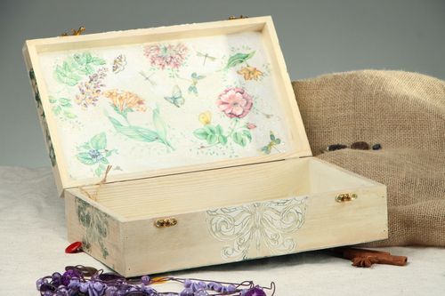 Grande boîte à bijoux en bois faite main - MADEheart.com