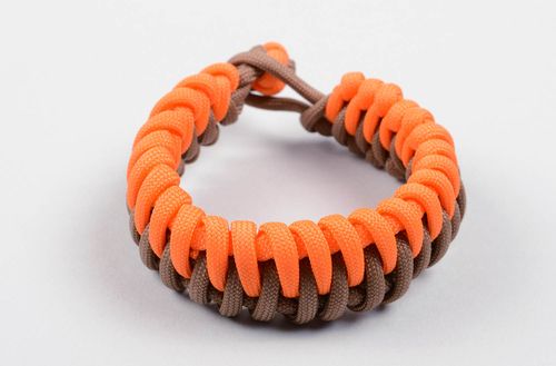 Bracelet paracorde gris orange Bijou fait main Accessoire homme design original - MADEheart.com