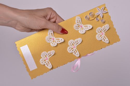 Carte de voeux fait main de couleur dor avec papillons Cadeau original - MADEheart.com