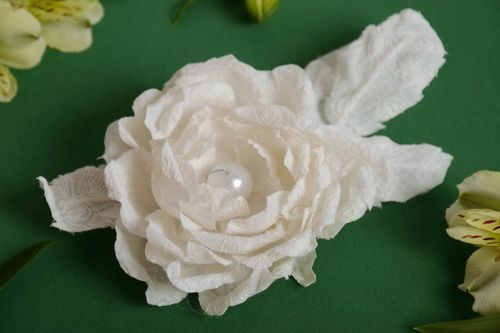 Handmade designer festive snow white cotton flower brooch hair clip with bead - MADEheart.com