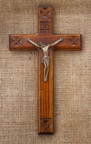 Catholic wall crucifix - MADEheart.com
