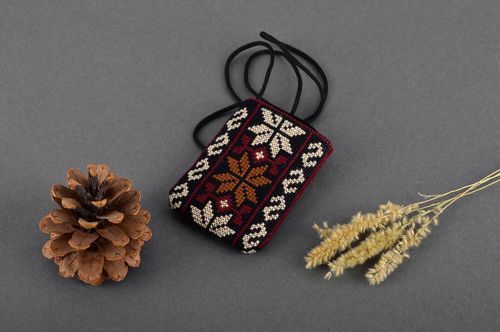 Tasche für Handy handgefertigt Deko Accessoire stilvoll Geschenk für Mädchen - MADEheart.com