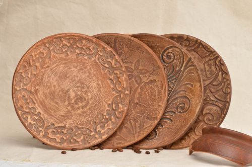 Assiettes en céramique brunes à motifs originales mignonnes faites main 4 pièces - MADEheart.com