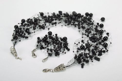 Set de joyas: collar y pendientes de abalorios - MADEheart.com