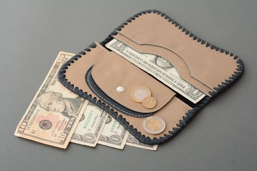 Petit porte-monnaie en cuir naturel fait main - MADEheart.com
