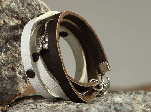Bracelet en cuir avec rivets  - MADEheart.com