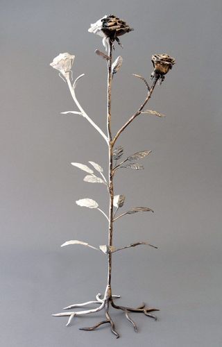 Металлическая скульптура в виде розы Инь-ян - MADEheart.com