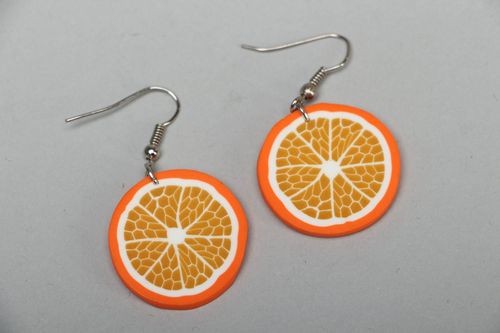 Polymer clay earrings in the shape of orange slices - MADEheart.com