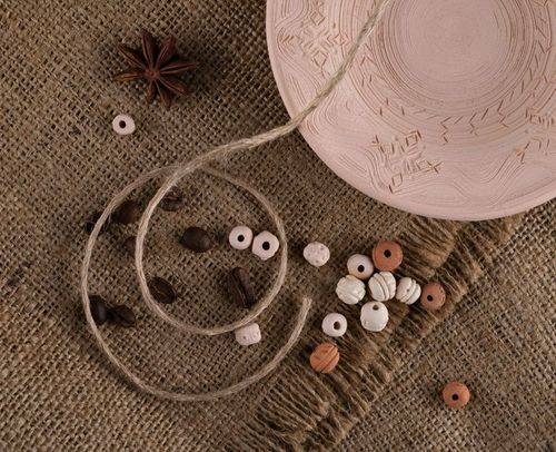 Assortiment des perles en céramique - MADEheart.com