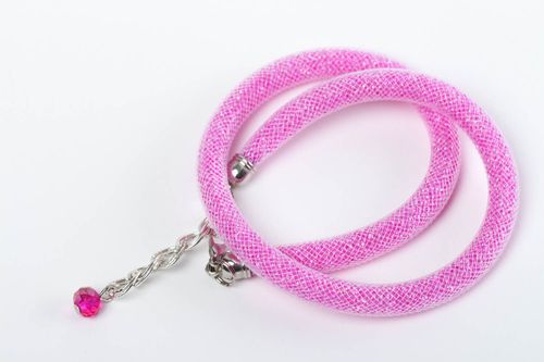 Bracelet rose Bijou fait main en crinoline tube et cristal Accessoire femme - MADEheart.com
