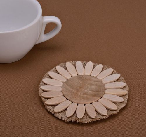 Coaster for hot dishes with fabric basis - MADEheart.com