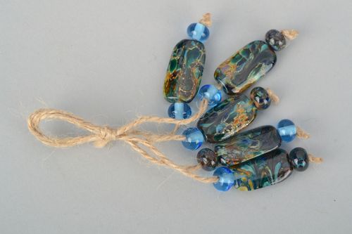 Glass beads of various shape - MADEheart.com