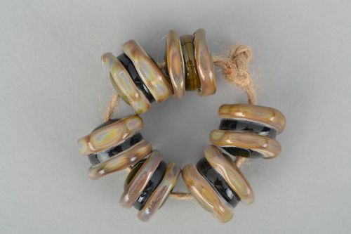 Glass beads Chocolate - MADEheart.com