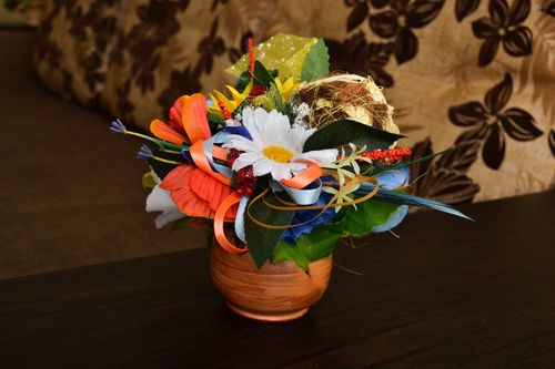 Mazzo di fiori decorativo fatto a mano bouquet artificiale regalo originale - MADEheart.com
