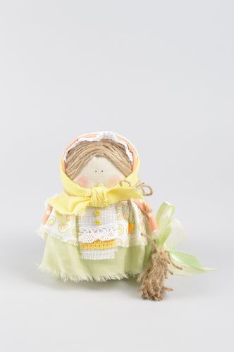 Muñeca de trapo artesanal con trenza decoración de hogar regalo original - MADEheart.com