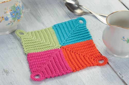 Manique au crochet faite main Textile de cuisine multicolore Accessoire cuisine - MADEheart.com
