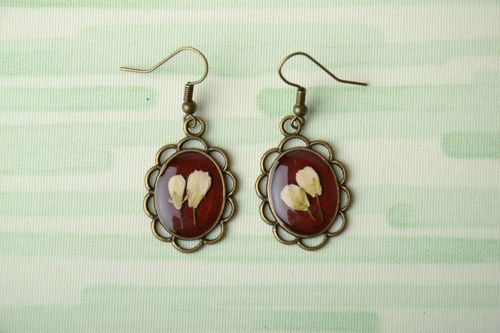 Vintage Ohrringe mit echten Blumen  - MADEheart.com