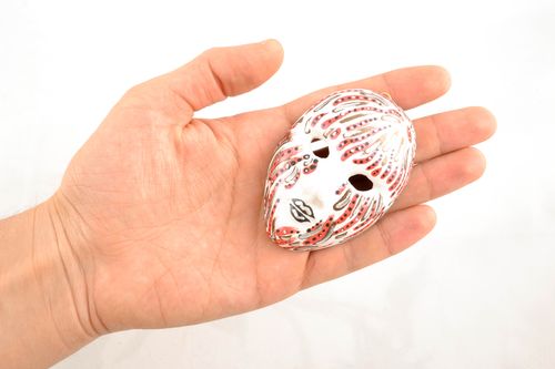 Masque miniature à suspendre en argile Pluie  - MADEheart.com