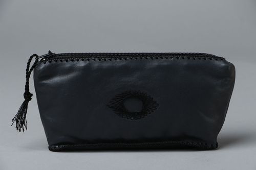 Black leather beauty bag with embroidery - MADEheart.com