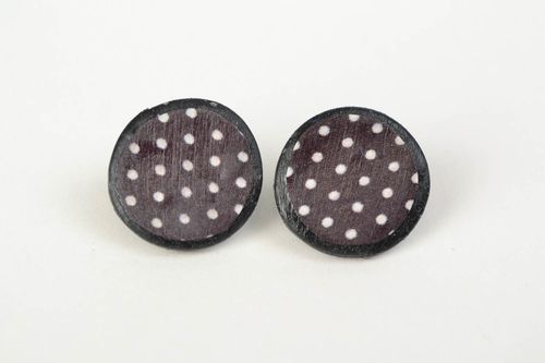 Stylish handmade polymer clay stud earrings of brown color with white polka dot pattern - MADEheart.com