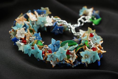Bracelete feminino artesanal de argila de polímero Floral  - MADEheart.com