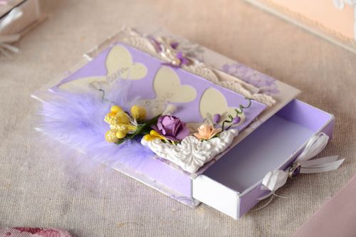 Красивая подарочная коробка для денег фиолетовая с фатином ручной работы - MADEheart.com