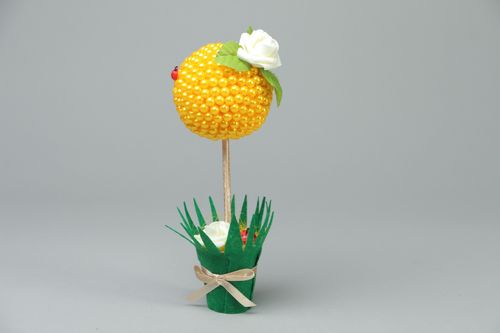 Yellow topiary with pearl-like beads - MADEheart.com
