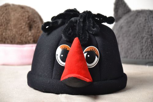 Chapeau rigolo pour enfant en forme de corbeau - MADEheart.com