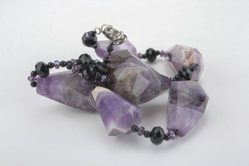 Massive necklace with amethyst - MADEheart.com