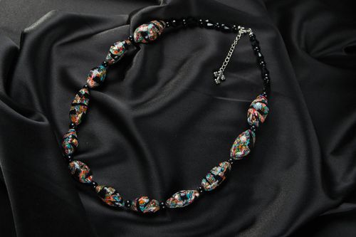 Bunte Halskette aus Polymerton - MADEheart.com