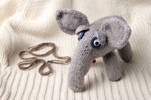 Peluche de animal hecho a mano juguete tejido regalo original para niño - MADEheart.com
