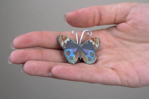 Broche de arcilla polimérica “Mariposa” - MADEheart.com
