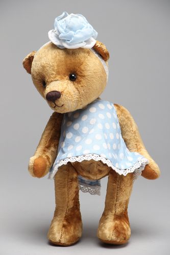 Designer plush toy bear girl - MADEheart.com