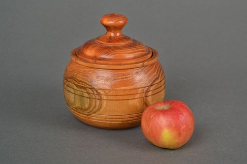 Wooden varnished pot - MADEheart.com