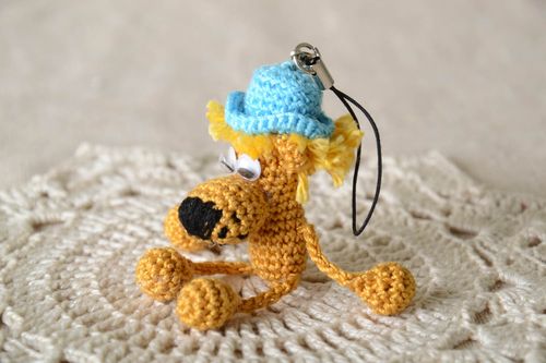 Beautiful handmade crochet keychain soft toy phone charm gifts for kids - MADEheart.com