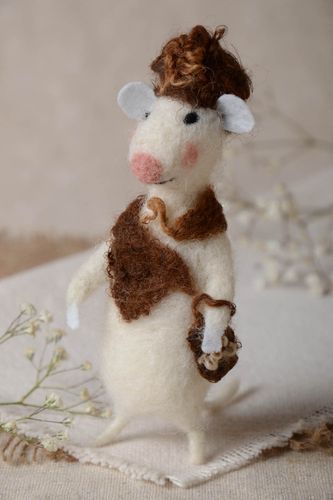 Muñeco hecho a mano de lana juguete para decorar la casa regalo para niños - MADEheart.com