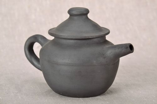 Handgemachte Teekanne aus Keramik - MADEheart.com
