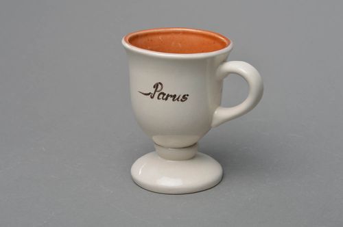 Originelle weiße schöne handgemachte Tasse aus Porzellan mit Glasur Bemalung - MADEheart.com