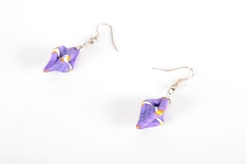Violet earrings made of polymer clay - MADEheart.com