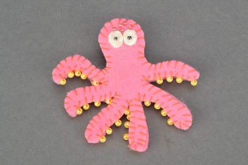 Bright felt brooch Octopus - MADEheart.com