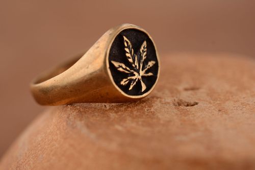 Anello da uomo fatto a mano anello bronzeo accessori originali di metallo  - MADEheart.com