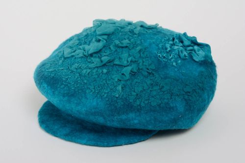 Bonnet casquette en laine fait main technique de feutrage bleu pour femme - MADEheart.com