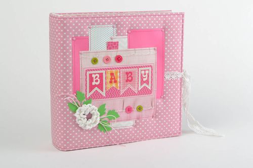 Album photo scrap fait main design original couleur rose cadeau pour fille - MADEheart.com