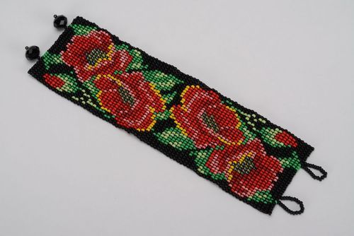 Bracelet avec fleurs rouges - MADEheart.com
